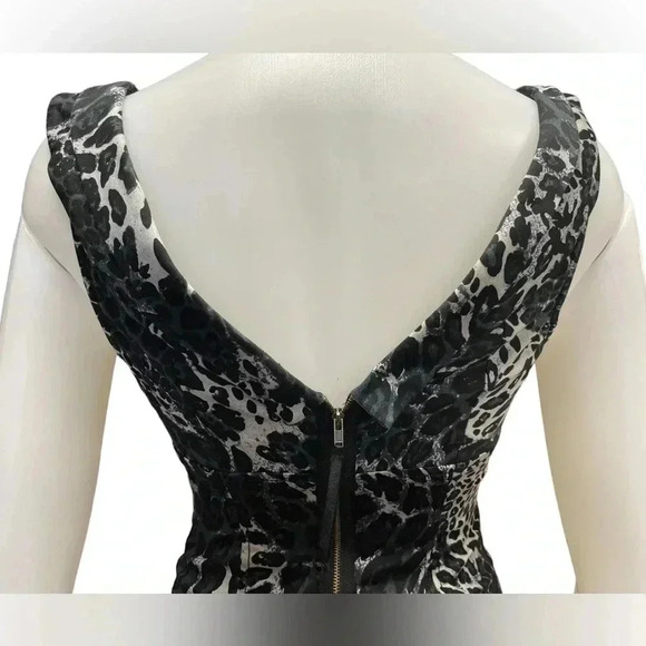 Guess Los Angeles Stretch Mini Animal Print Sleeveless Dress Size Small - Picture 8 of 11